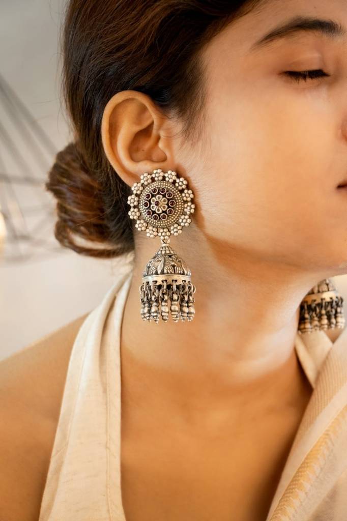 Jhumri Classic Motif Peacock Embossed Jhumka : SE897