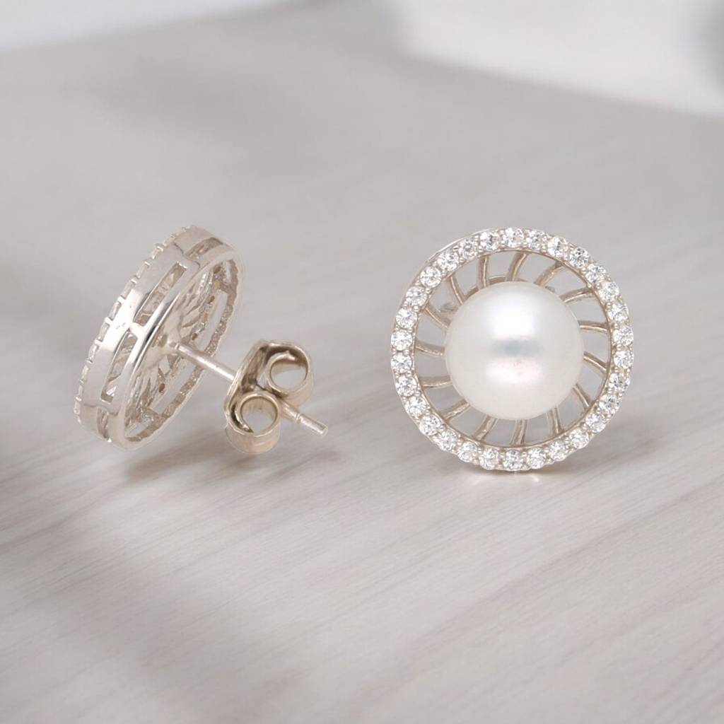 925 Silver Ella Collection Stud Earrings : JPMAY-22-95