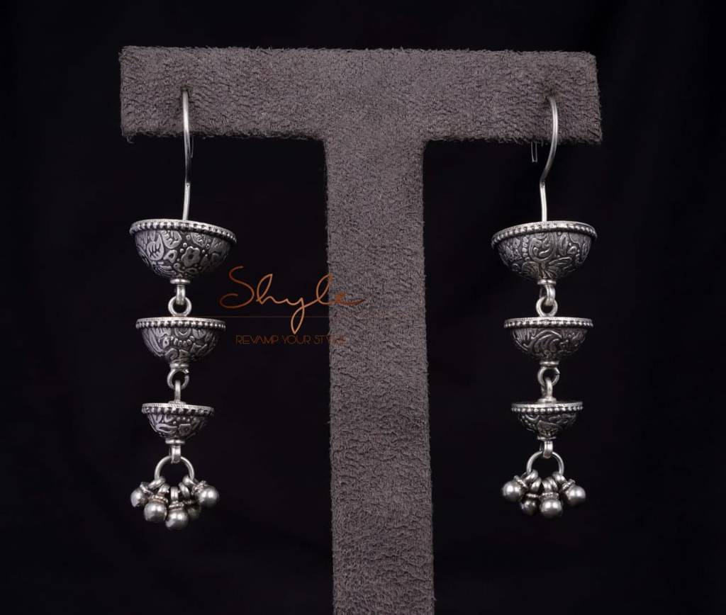 Adya Textured Layered Fish Hook Earrings : SE7008