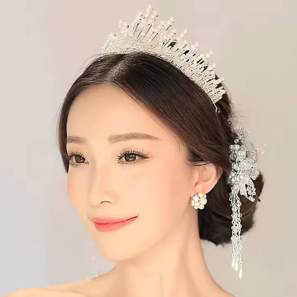 Silver Plated Cubic Zirconia & Pearl Studded Princess Tiara Crown For Girls & Women Birthday Gift Hair Accessories : PX9CW01S