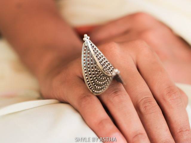 Adya Fine Boat Ring : SR469