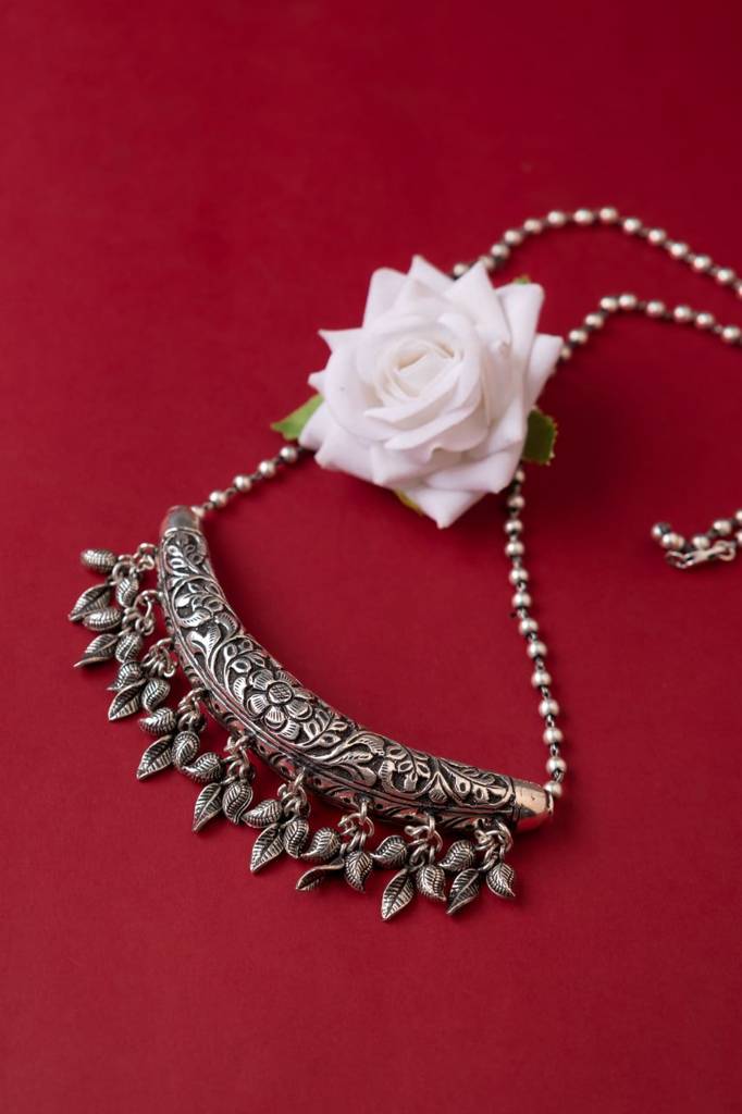 Tattva Leaf Droplets Chitai Ball Two Way Necklace : SN1126