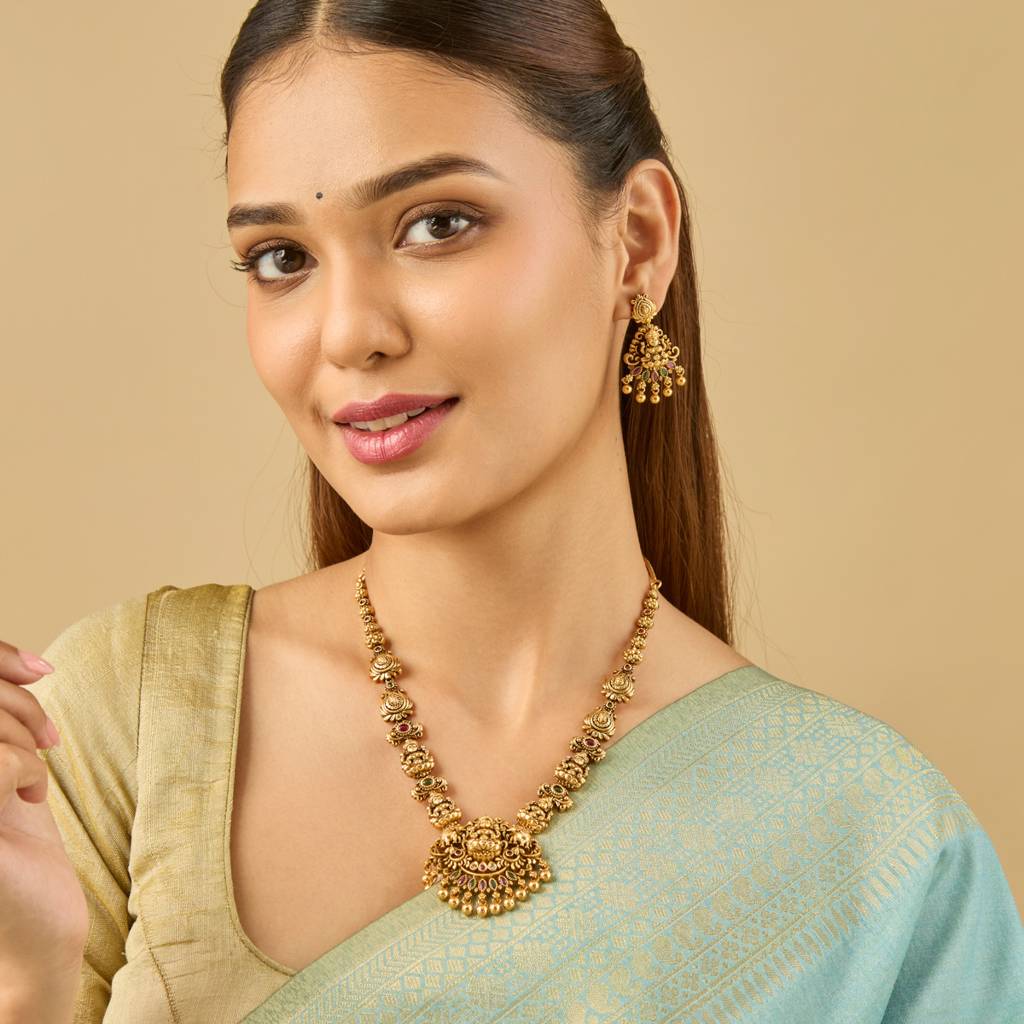 Kushal'S Fashion Jewellery Ruby-Green Gold-Plated Ethnic Antique Necklace And Earring Set  -186402 : 444561