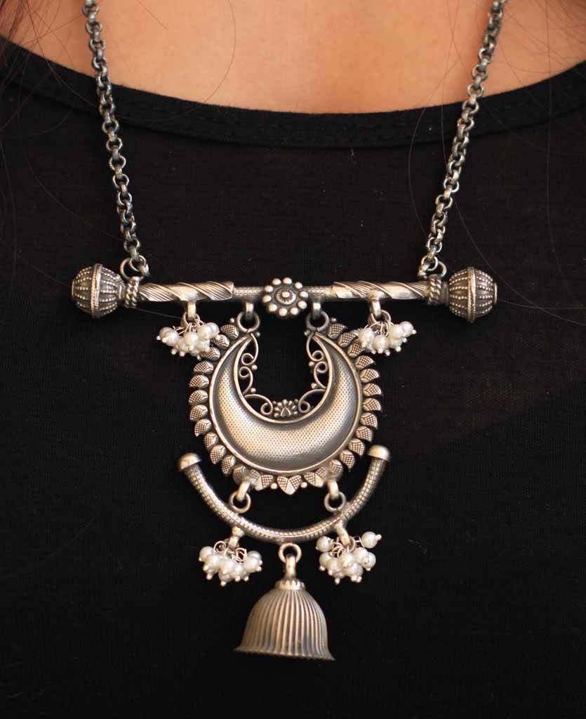 Qurbat Crescent Moon Umbrella Necklace : SE603-2-1-1-2-1