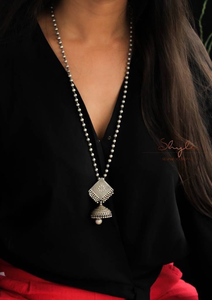 Dulari Intricate Jhumka Ball Necklace : SE628