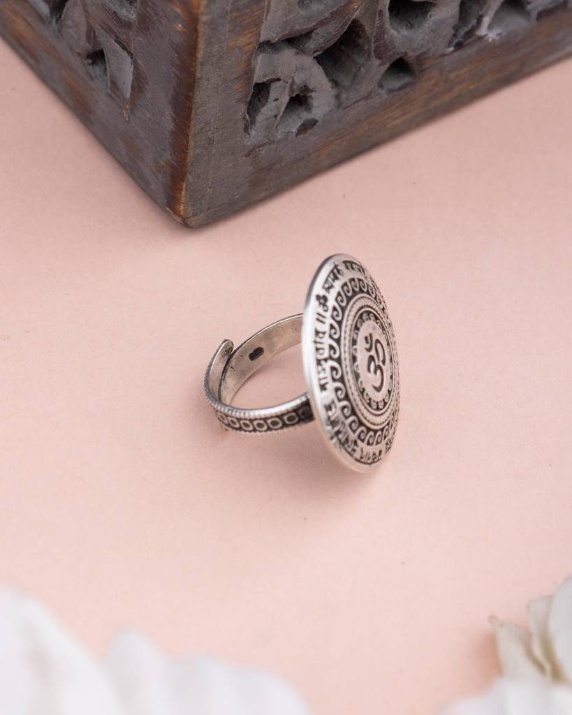 Maha Mrityunjaya Mantra Om Ring : SR8074