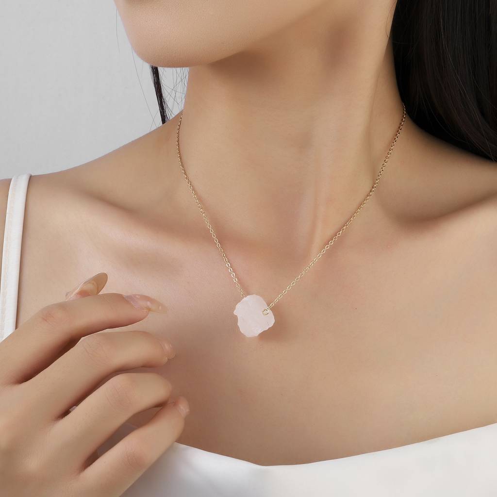 Stellar Monolith Of Enhance Dreams Necklace : NS14200-G-WHT