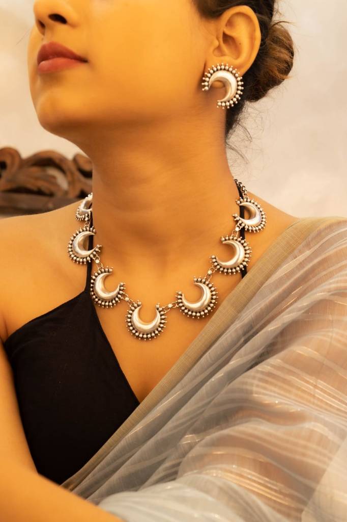 Moh Statement Chandra Classic Necklace Set : SN1076