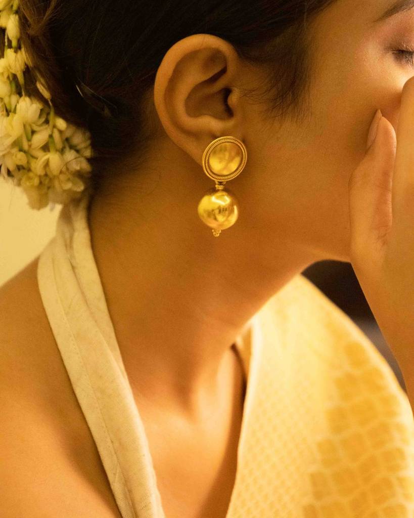 Adya Quirky Gold Ball Drop Studs : SE5509