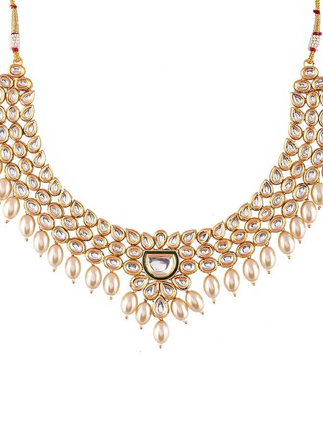 Kundan Elegance Pearl Beads And Faux Kundan Opulent Maang Tika Set : 8905124504187