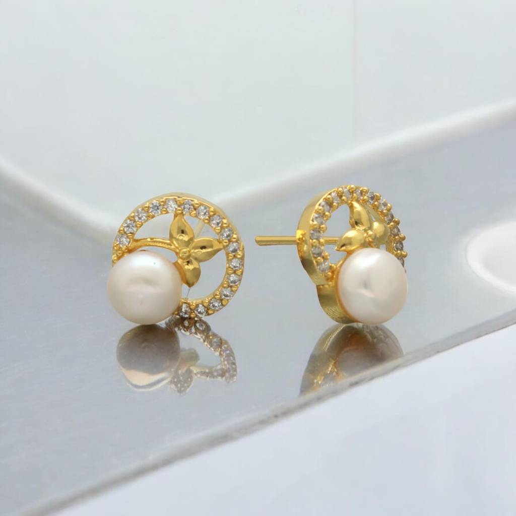 Sorai Pearl Earrings : JPSEP-24-075