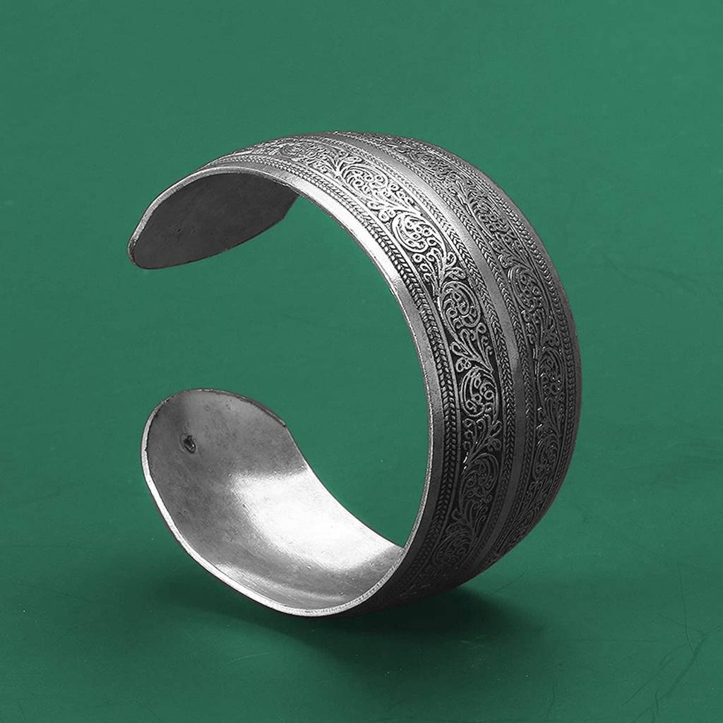 Silver Plated Cuff Style Bracelet Floral Engraved Stylish Fashion Occasion Jewellery For Women & Girls : PX9B138