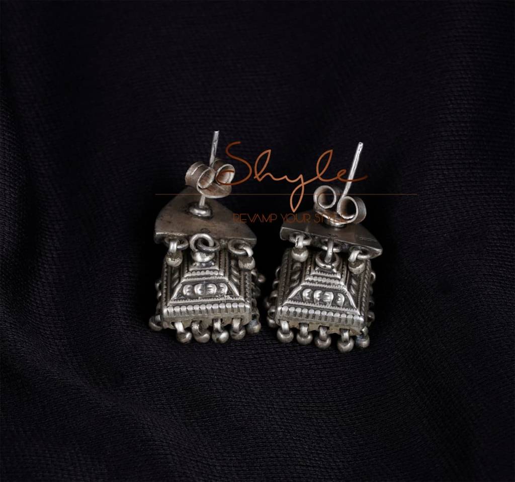 Mizoya Intricate Pyramid Jhumki : SE5501