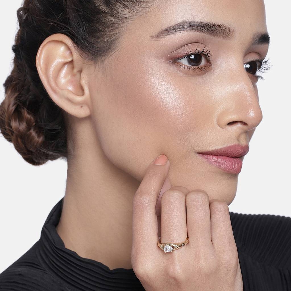 Estele Gold Plated Oval Shaped Ring With White Stone For Women : 305RING