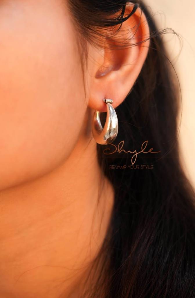 Adya Fine Small Timeless Hoops : SE342-2