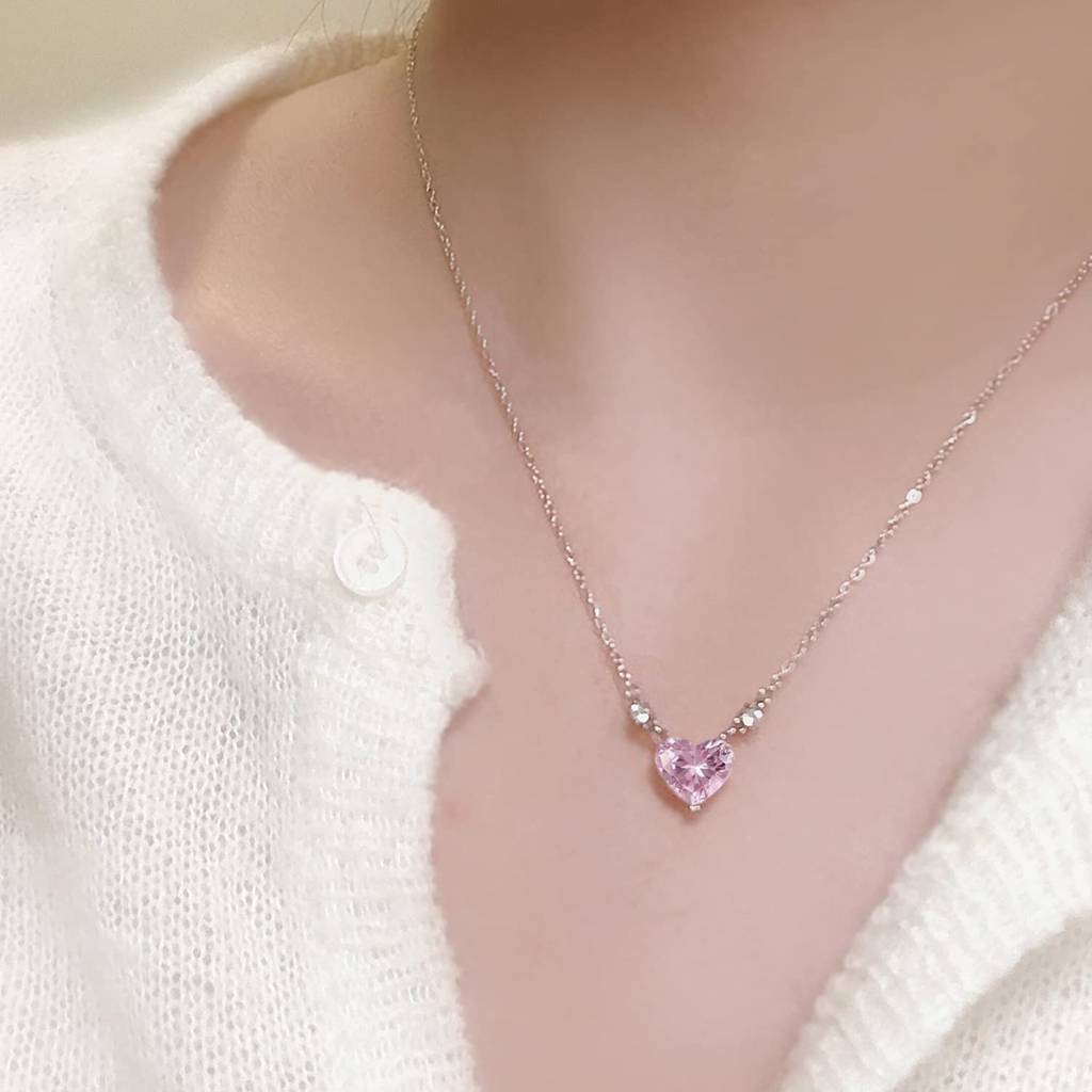 Silver Plated American Diamond Studded Heart Shape Pendant Chain Necklace Stylish Casual Fashion Jewellery Gift For : PX8P80PK