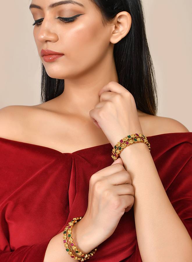 Sparkling Elegance Traditional Gold Plated Design Bangles : 8905124497267