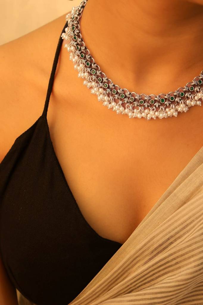 Tattva Green Jadau Pearl Drop Classic Necklace : SN55847