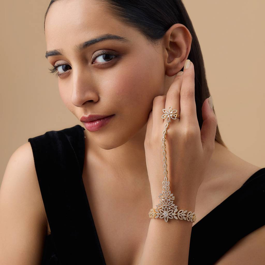 Kushal'S Fashion Jewellery White Gold-Plated Party Zircon Hathpan-173297 : 416088