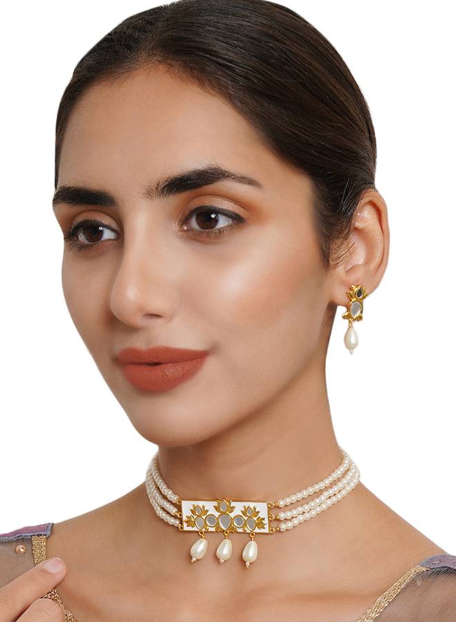 White Pearl String Short Festive Hues Necklace With Mirror Work Enameled Motif And Triple Pearl Drops : 8905124466287