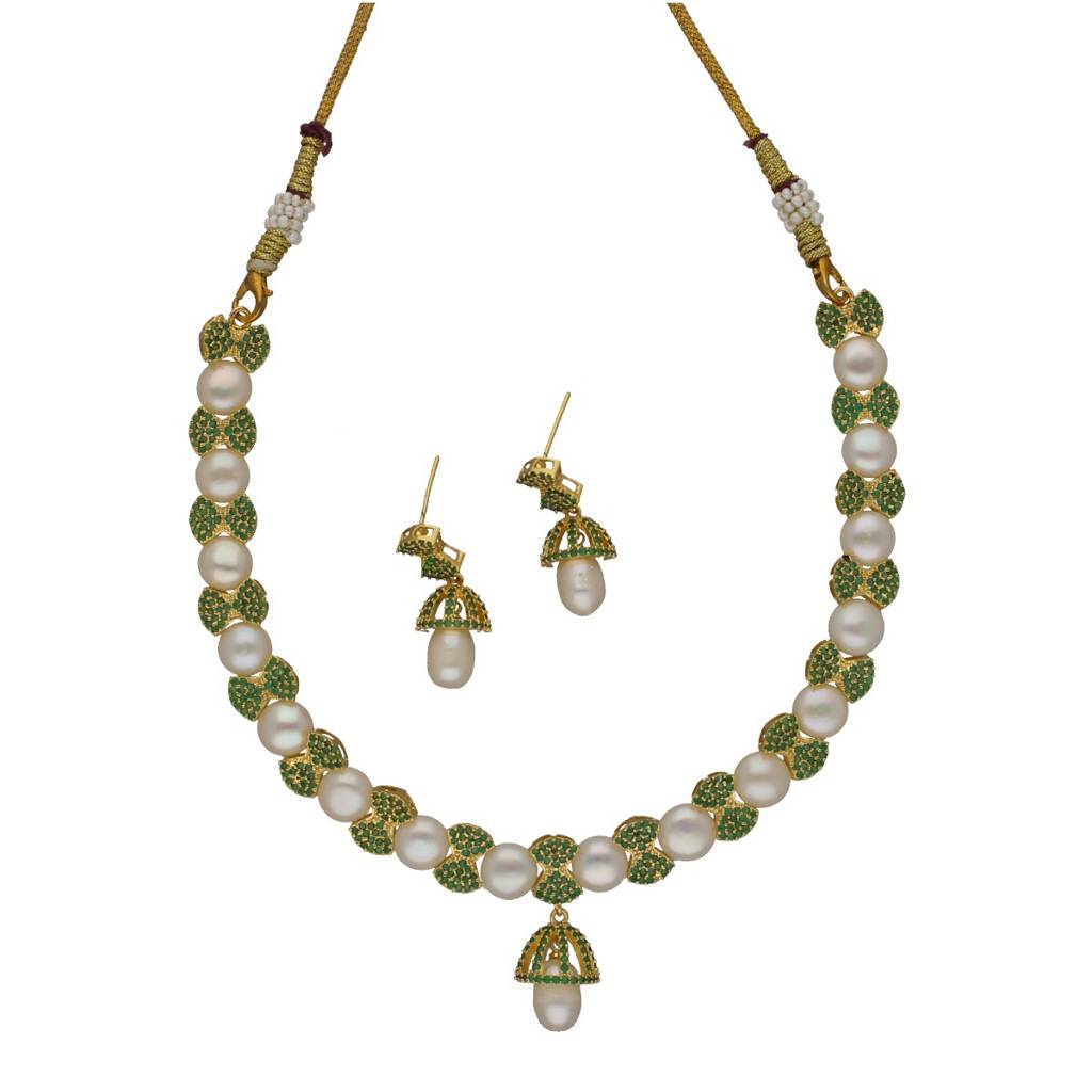 Radiance Pearl Necklace Set : JPFEB-24-002