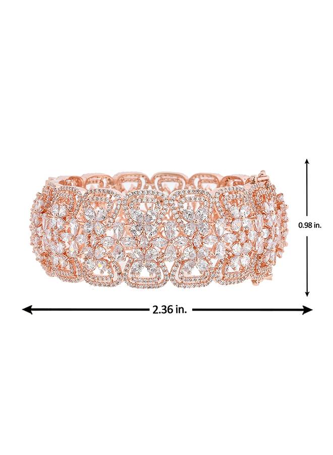 Sparkling Elegance Royal Cutwork Rose Gold Bangles : 8905124497007