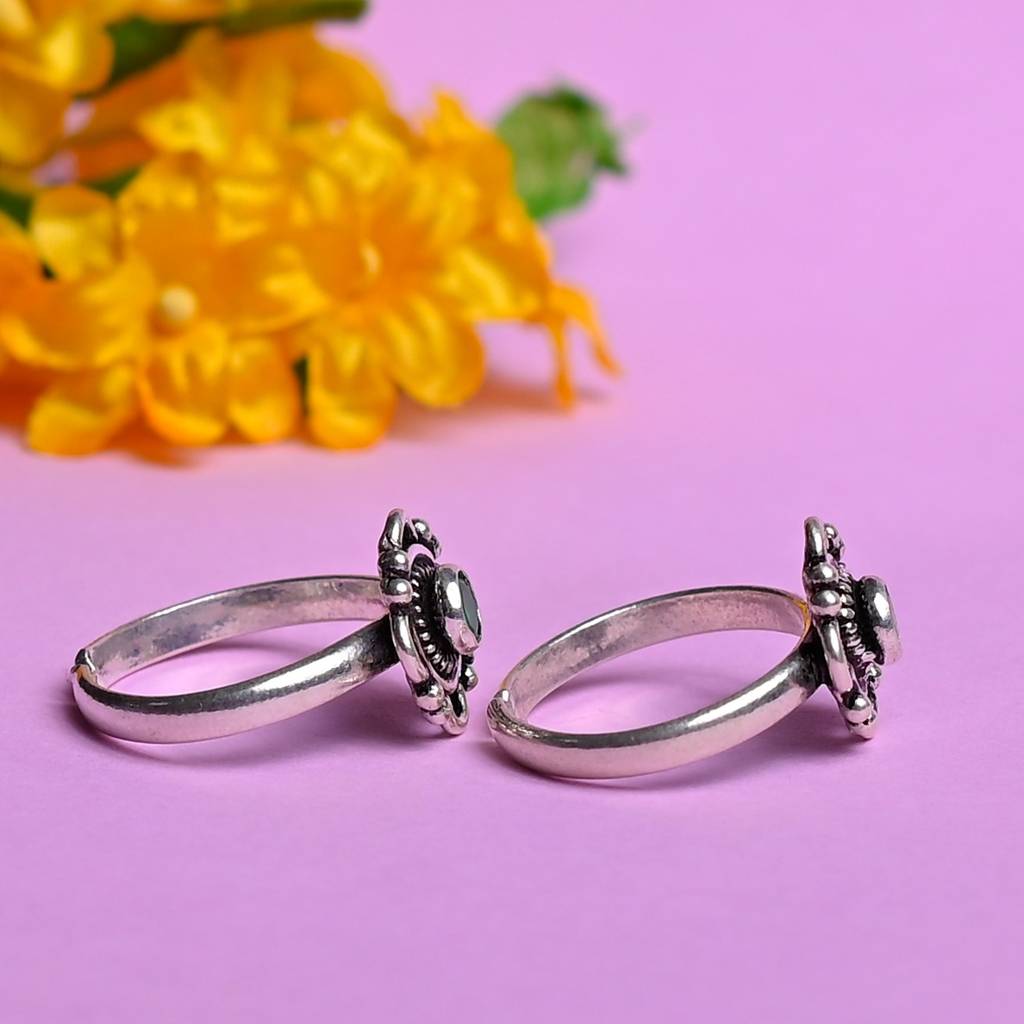 Oxidised 92.5 Silver Green Stone Ring. : SKU1047