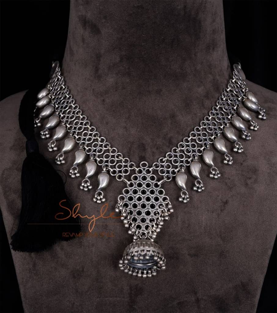Tattva Intricate Jali Jhumka Drop Statement Necklace : SN1066-3