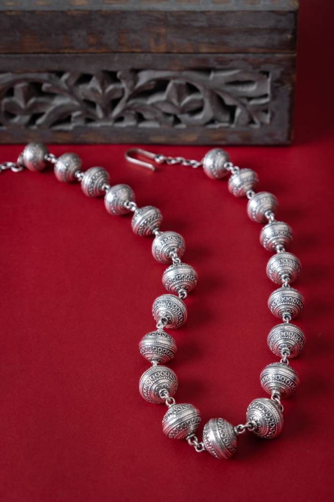 Moh Intricate Bead Sequence Versatile Necklace : SN40608050