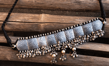 Tattva Shadow Textured Statement Ghughri Choker : SN1078