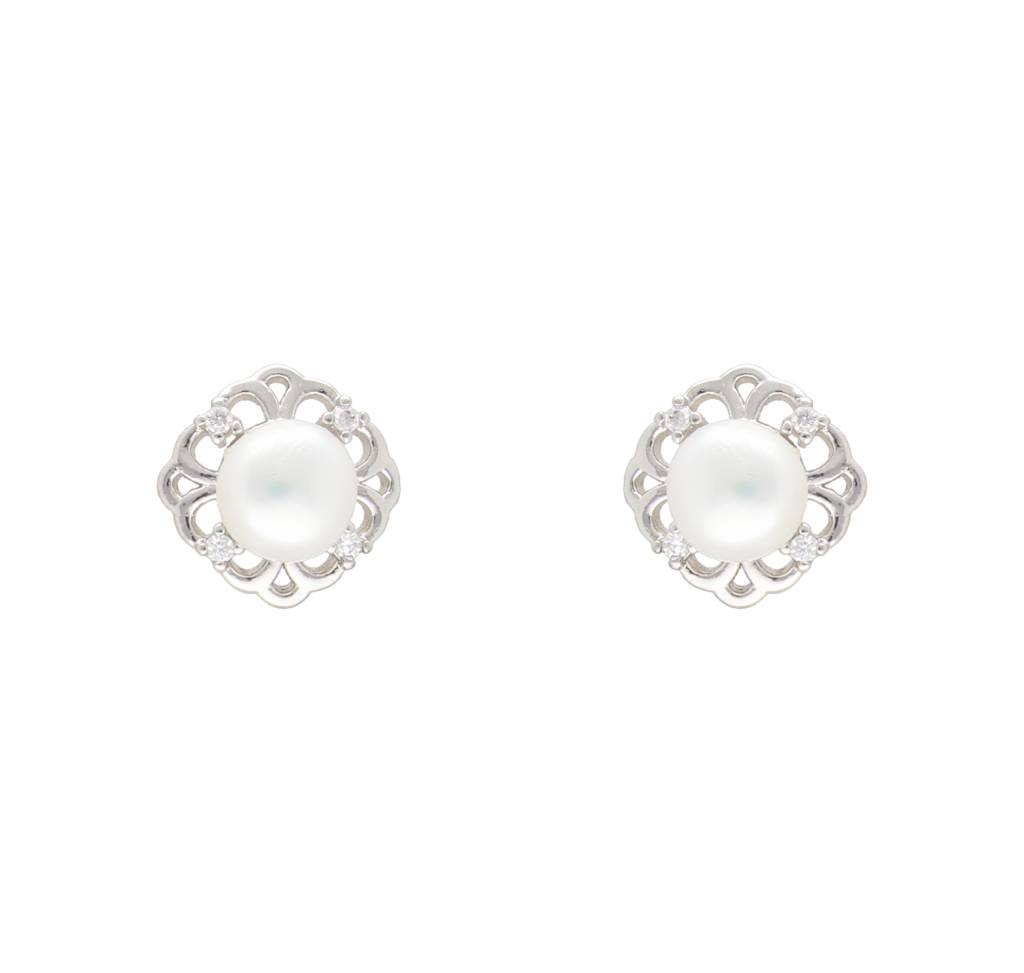 Forever Pearl Earrings : JPDEC-22-35