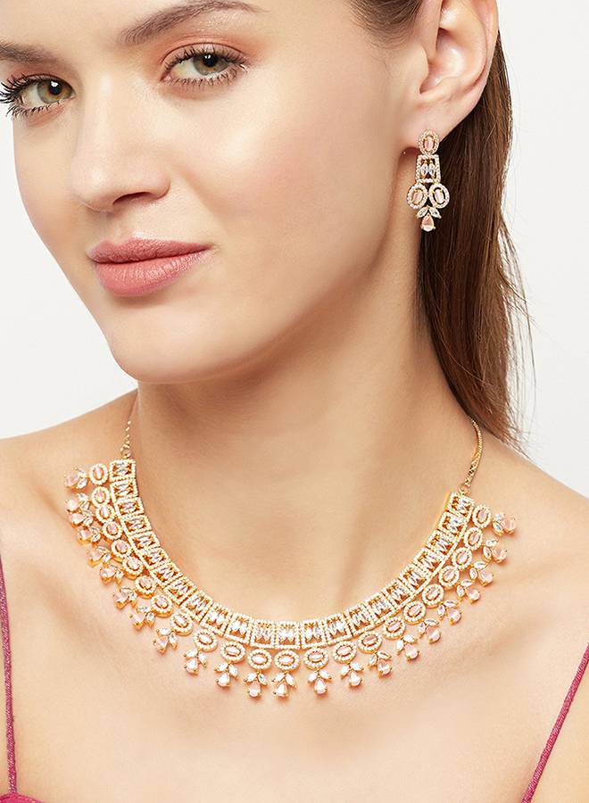 Sparkling Elegance Rose Gold Plated Glorious Necklace Set : 8905124445336