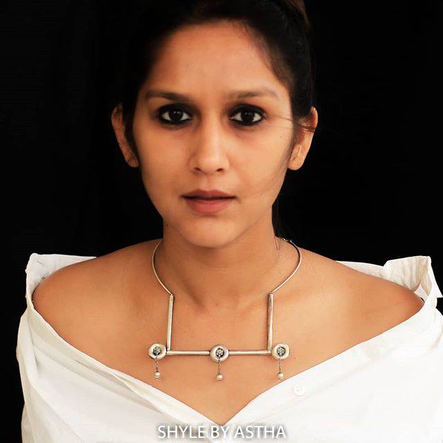 Moh Tricircle Geometric Necklace : SN1067