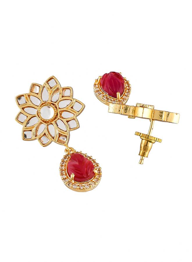 Heer Jasmaira Layered Pendant Necklace Set : 8905124515961