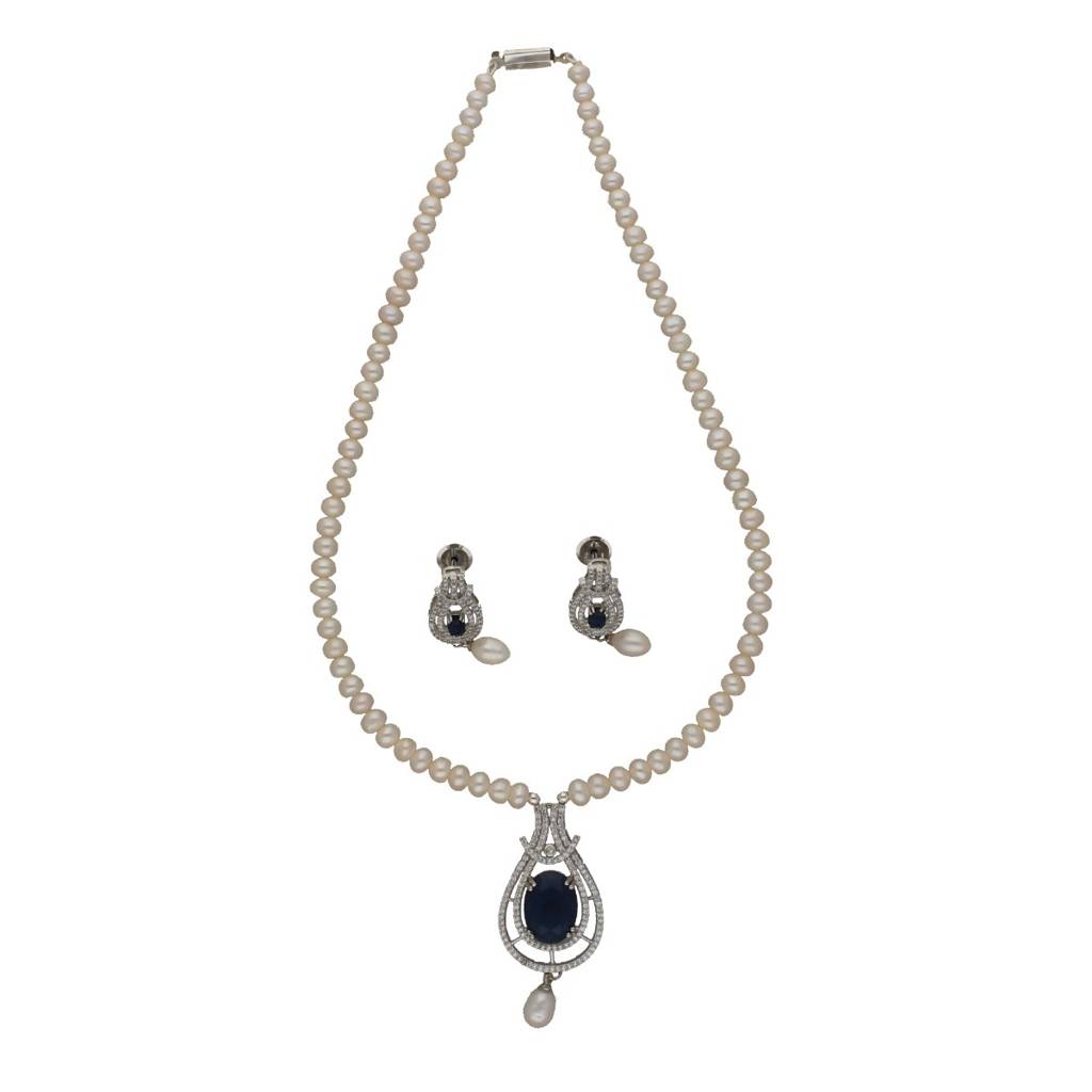 Charm Pearl Necklace Set : JPFEB-24-010