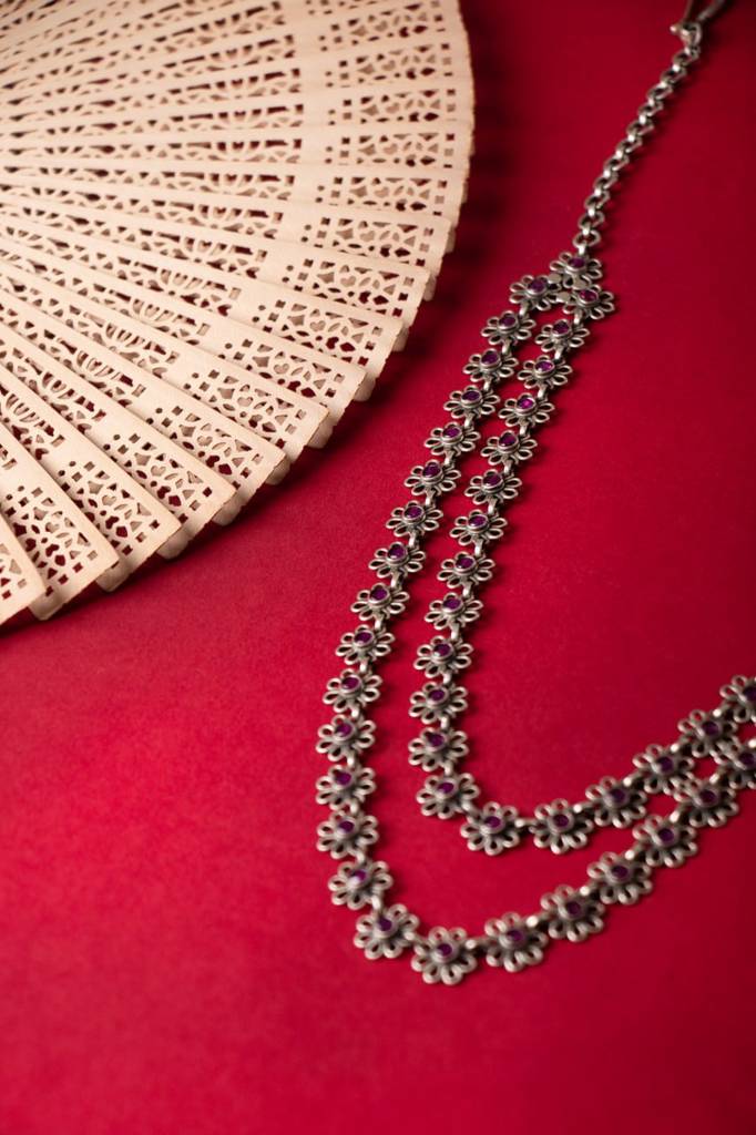 Tattva Two Layered Carved Flower Necklace : SN203036