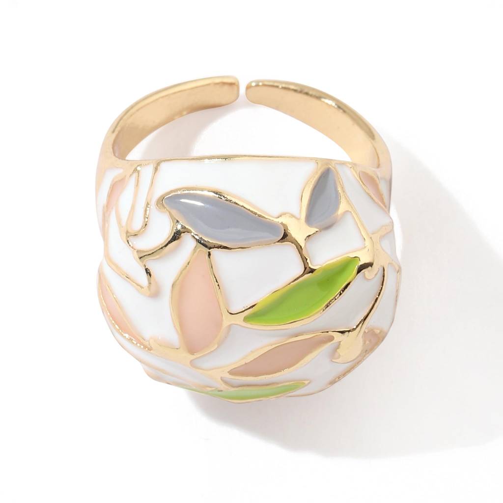 Leafy Enamel Gold Ring : RS12892