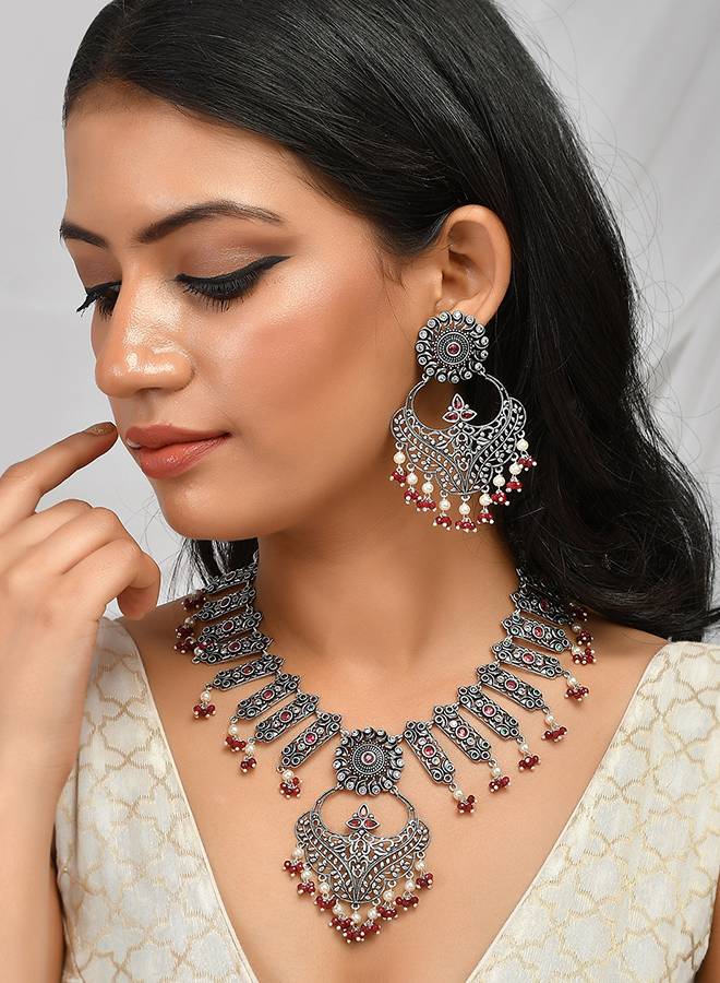Abharan White And Red Stones And Pearls Opulent Jewellery Set : 8905124493801