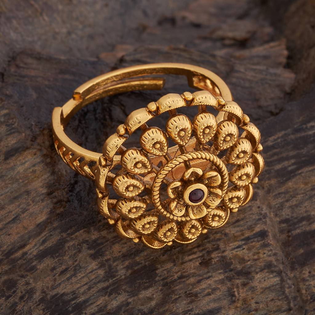 Kushal'S Fashion Jewellery Women Gold-Plated Ruby Stone Studded Antique Ring : 427720