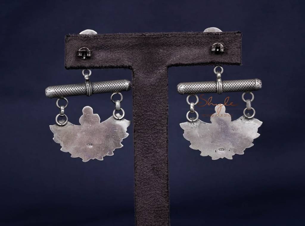 Mizoya Carry Motif Chandra Drop Earrings : SE9020-1-1-2-1