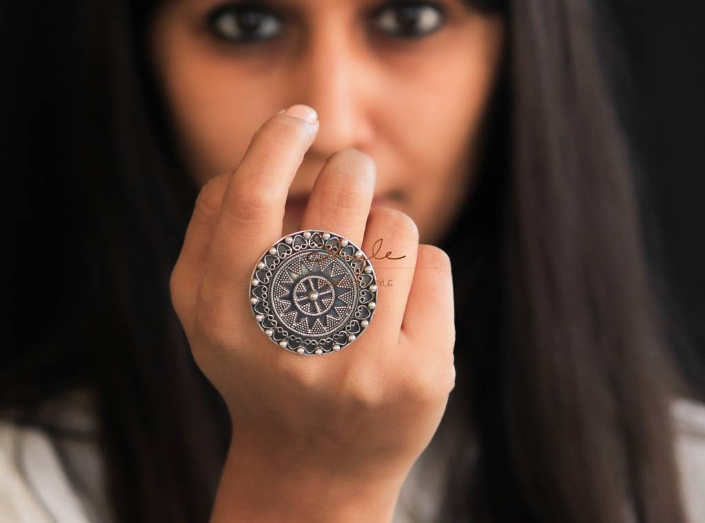 Mizoya Intricate Classic Ring. : SR2010