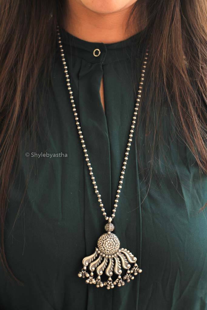 Mizoya Embossed Ghughri Necklace : SN167