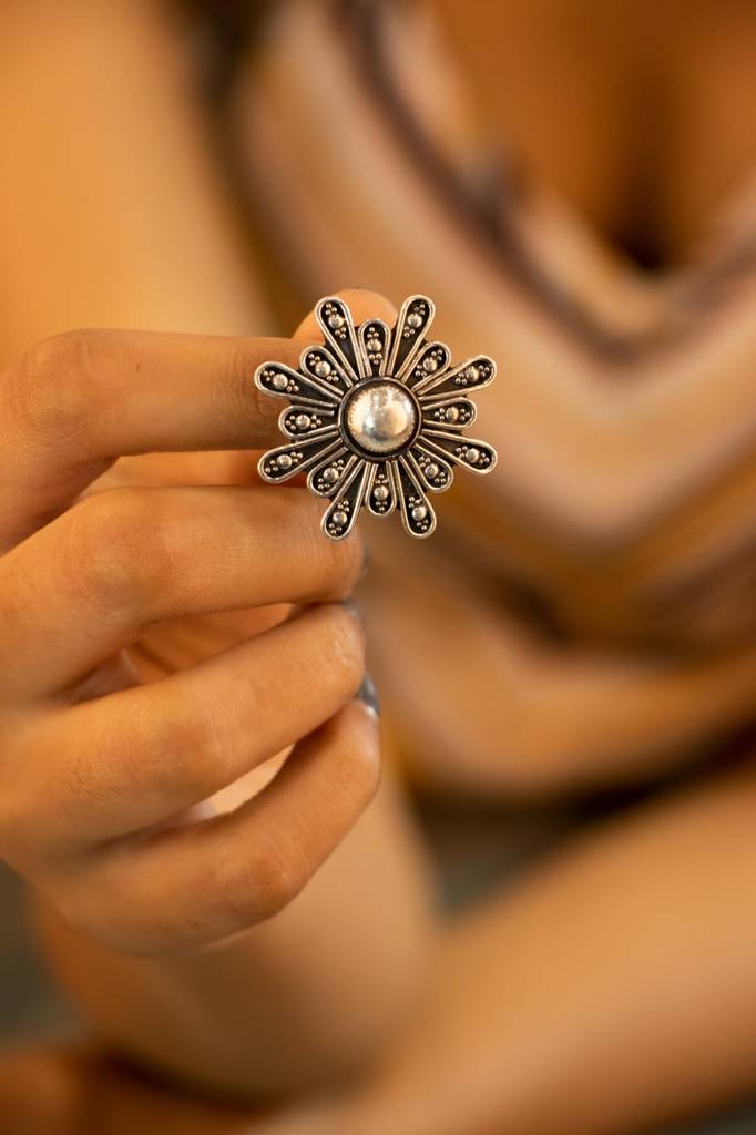 Mizoya Intricate Flower Ring : SR1025-2-2-1-1
