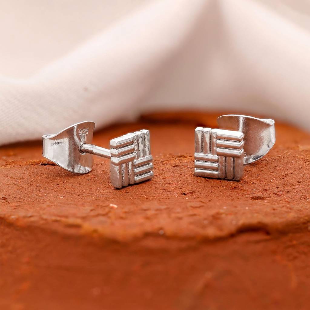 925 Silver Geometric Square Stud Earrings Â Modern Textured Unisex Jewelry : SE_000622