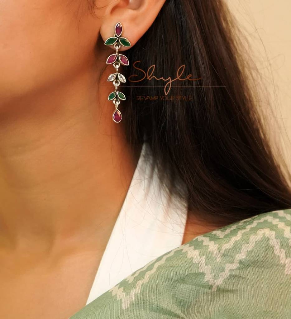 Essence Fine Petal Layered Earring : SE5505