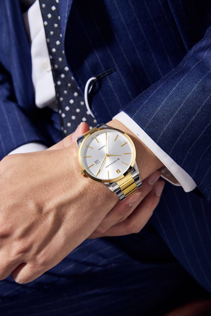 Giordano Classic Analog Watch For Men With Diamond Marked Dial And Stainless Steel Strap : GZ-50101-44