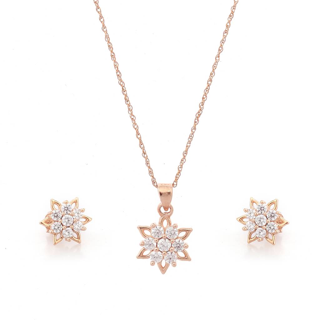 Iski Uski 925 Sterling Silver Floral Cluster Pendant Set
