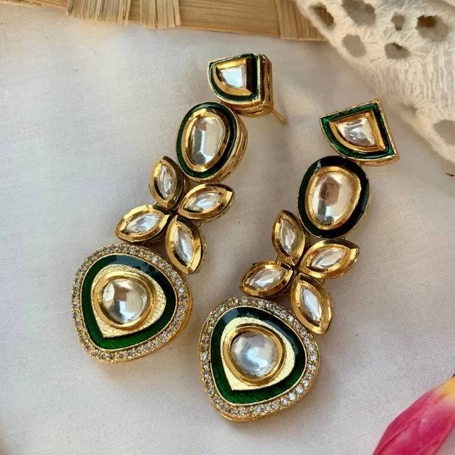 Kundan Jadau Necklace Set