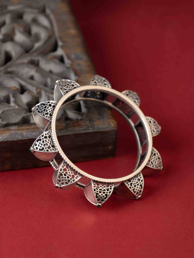 Adya Intricate Carved Gokhru Kada : SK803-2-4