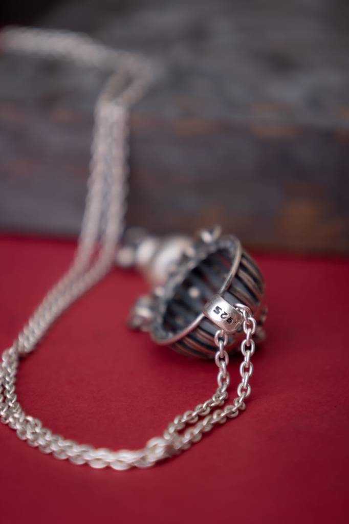 Adya Carved Ghughri Drop Chain Necklace : SN181922